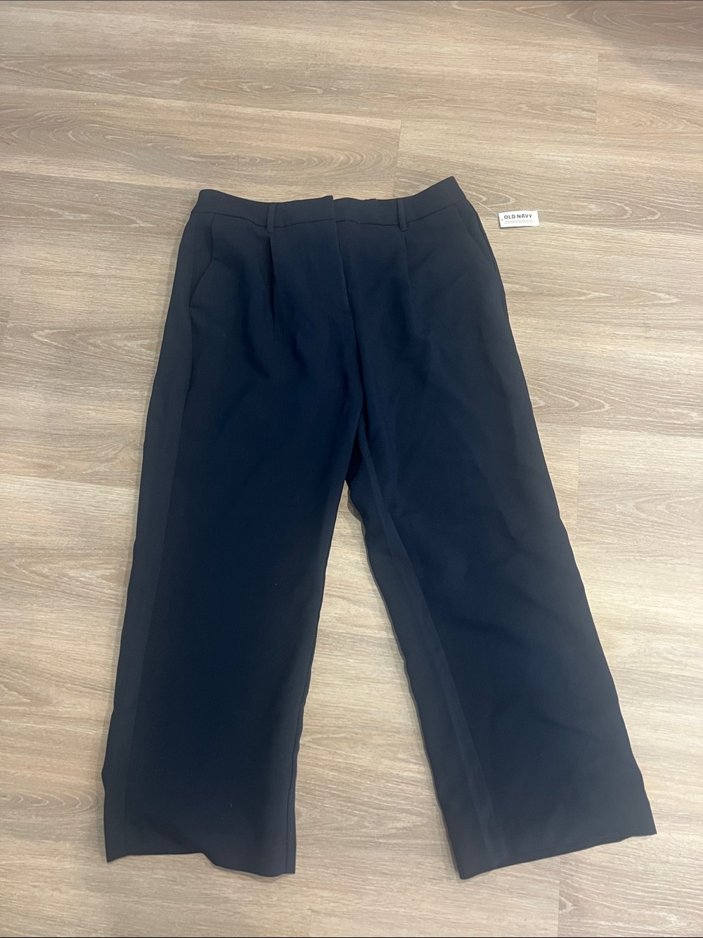 Old Navy- NWT Navy blue Wide-Leg Dress Pants- L Petite